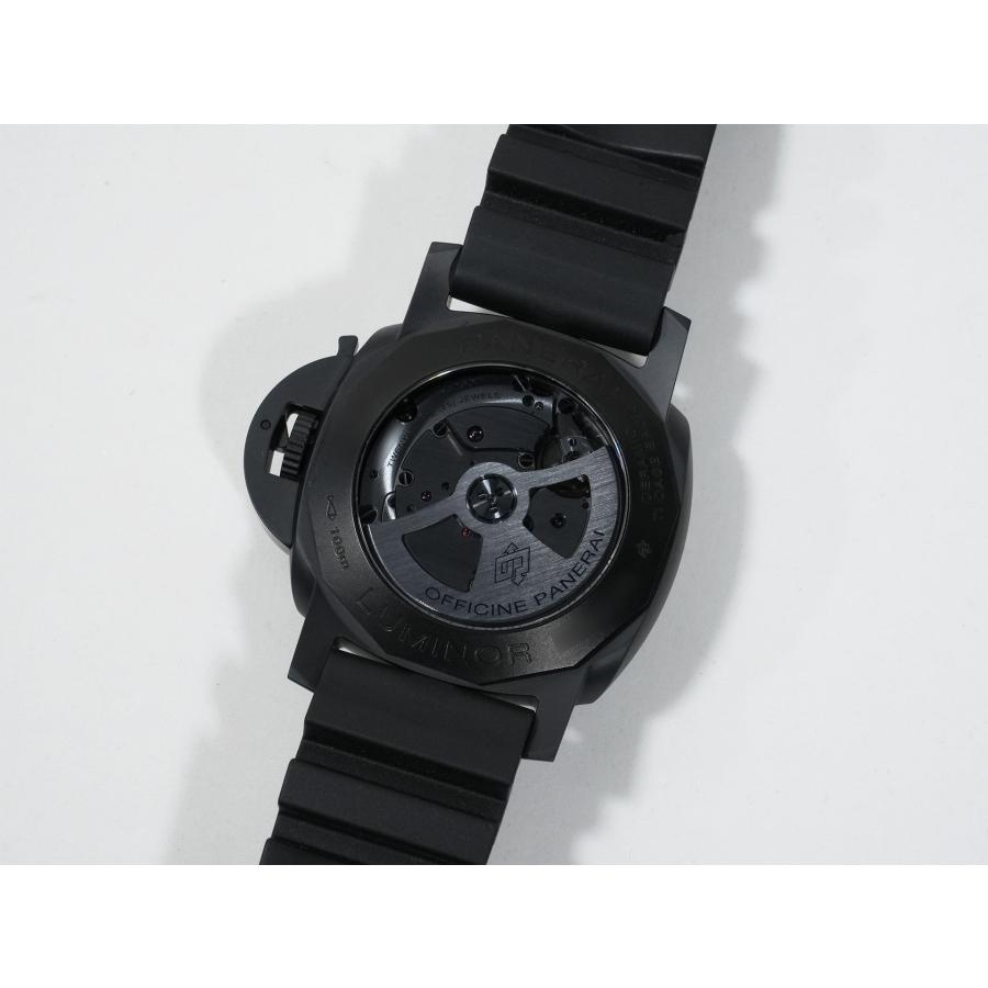 パネライ ルミノール ディエチ ジョルニ GMT チェラミカ Ref.PAM01483 BLACK CERAMIC グリーン文字盤 | OFFICINE PANERAI | 06