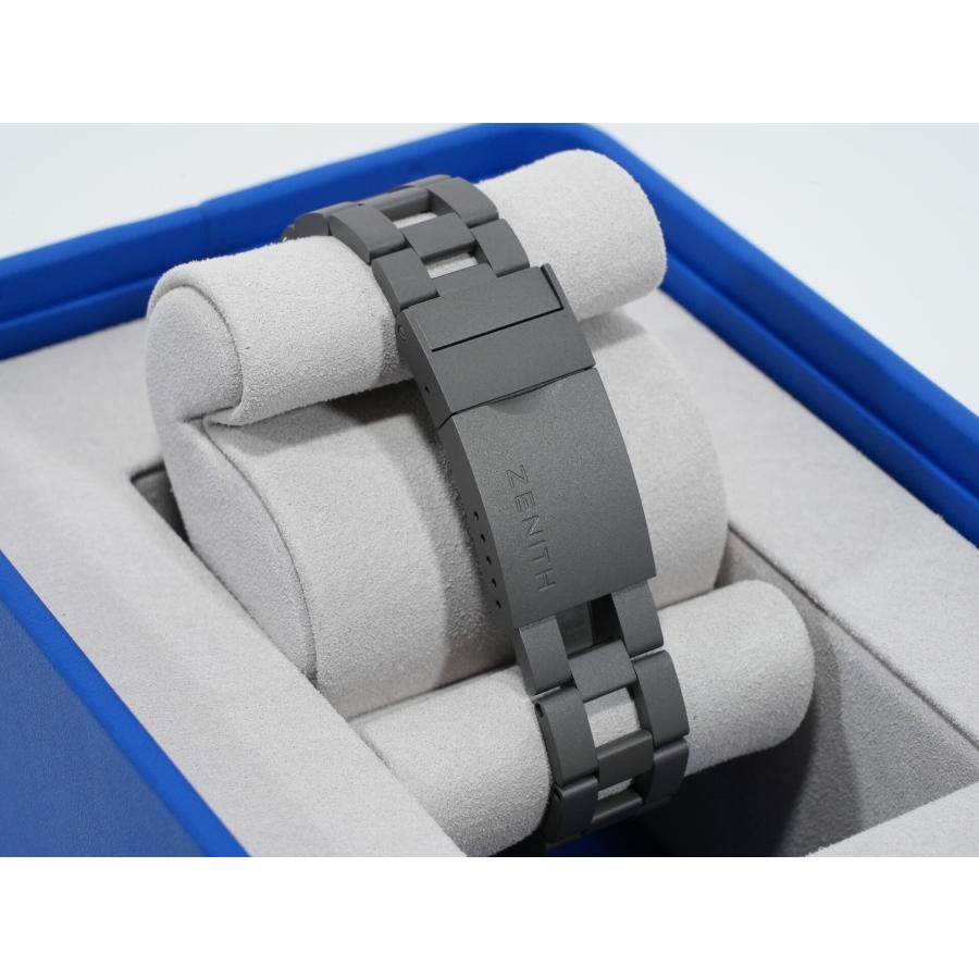 ゼニス クロノマスター リバイバル 次元大介エディション Ref.97.L384.400/04.M384 チタン ベージュ文字盤 | ZENITH（時計） | 05