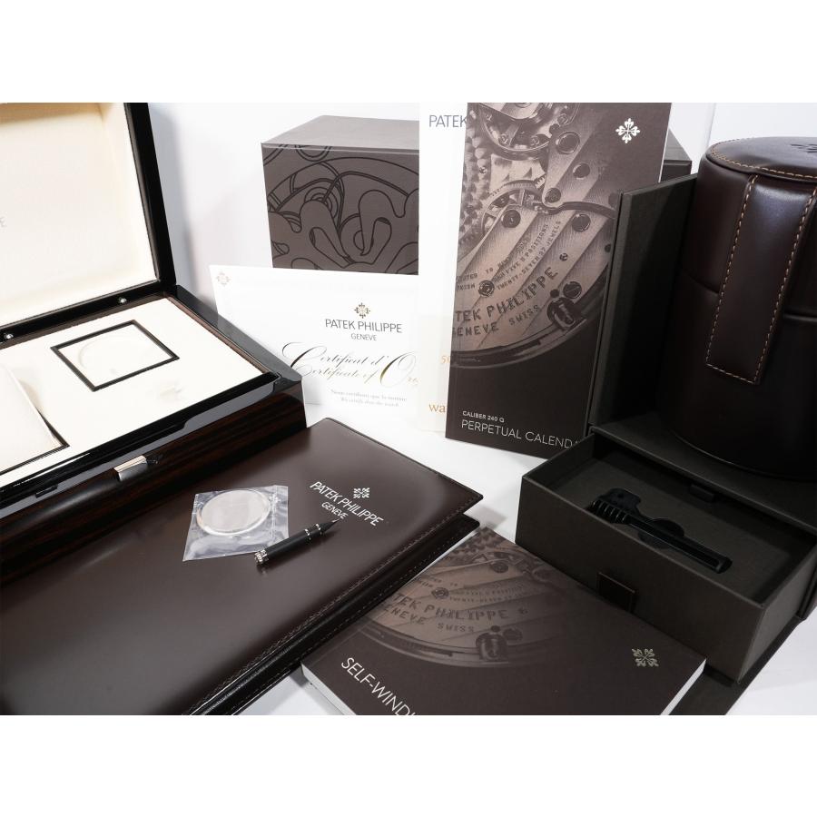 パテックフィリップ パーペチュアルカレンダー Ref.5327G-001 ホワイトゴールド ロイヤルブルーソレイユ文字盤 | PATEK PHILIPPE | 12