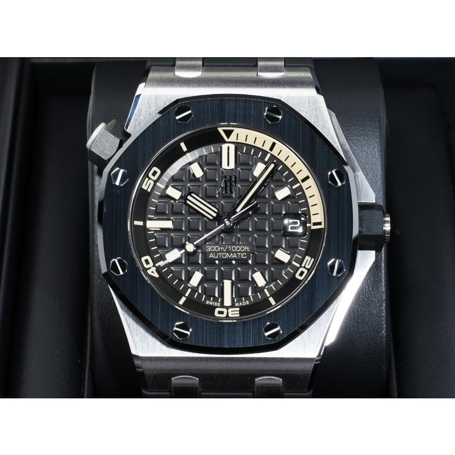 オーデマピゲ ロイヤルオーク オフショア ダイバー Ref.15720CN.OO.A002CA.01 WG ブラック文字盤 | AUDEMARS PIGUET | 01
