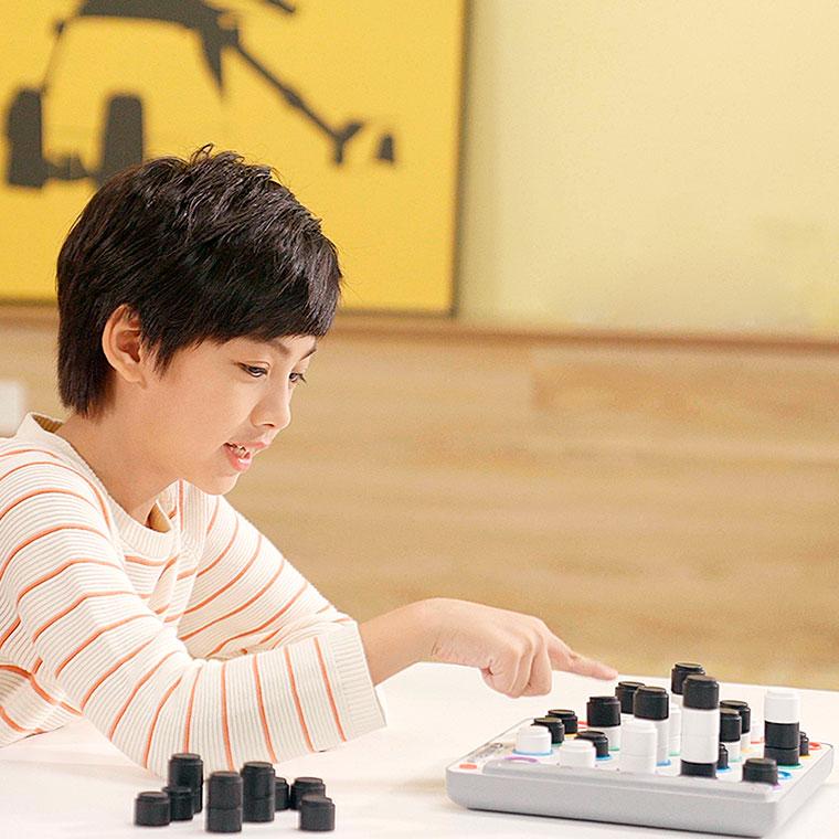 日本正規品 GiiKER ギーカー AI スマート4 知育玩具 SMART FOUR