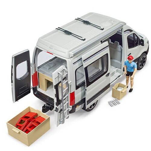 bruder ブルーダー MB キャンピングカー フィギュア付き 4歳 02672