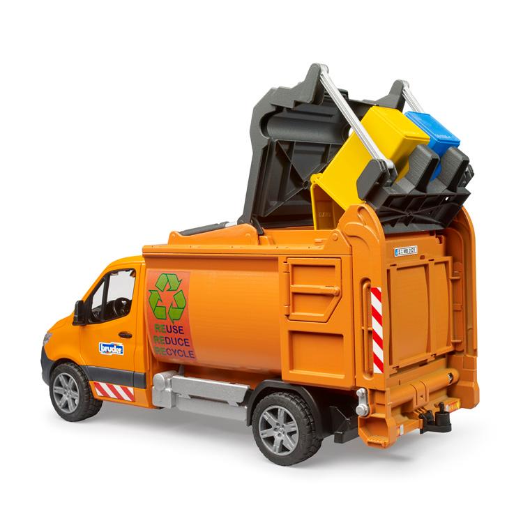 Bruder ブルーダー 正規輸入品 ドイツ MB ごみ収集車 02682 メルセデスベンツ 1/16 ミニカー はたらくくるま ごっこ遊び おうち時間 外遊び 子供の画像