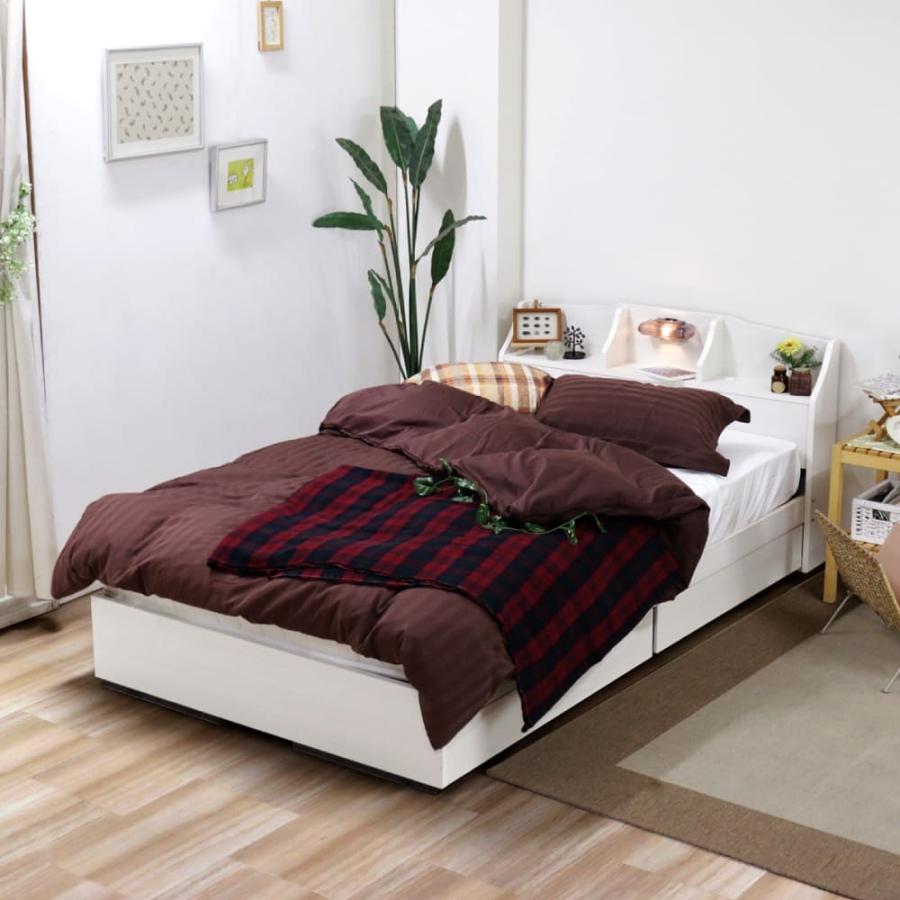 【美品】シングルベッド　照明コンセント付き シングルベッド 照明付き コンセント付き 日本製 国産 ライト付き