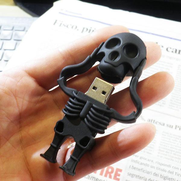 スカル USBアダプター 値下げしました‼︎ スカル USBアダプター 値下げしました‼︎