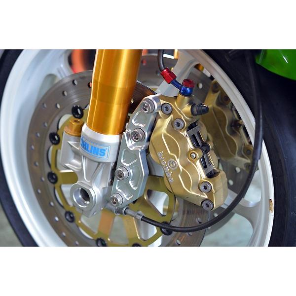 オーリンズ用　キャリパーサポート ZRX1100/1200 オーリンズ正立用フロントキャリパーサポート