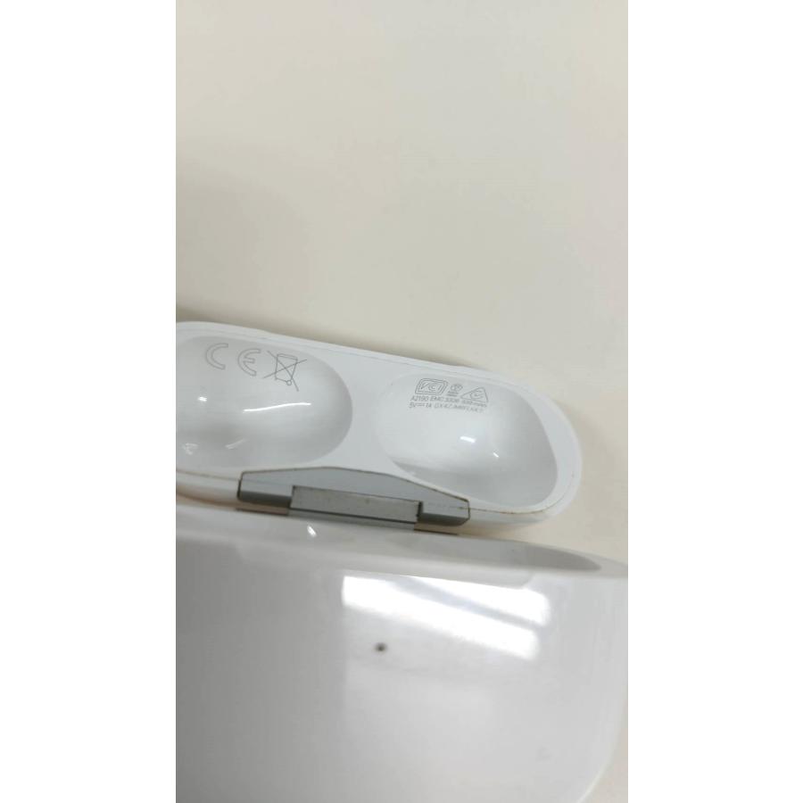 Apple純正】AirPods Pro 第1世代 (A2190) 充電ケースのみ Apple純正】AirPods Pro 第1世代 (A2190) 充電ケースのみ