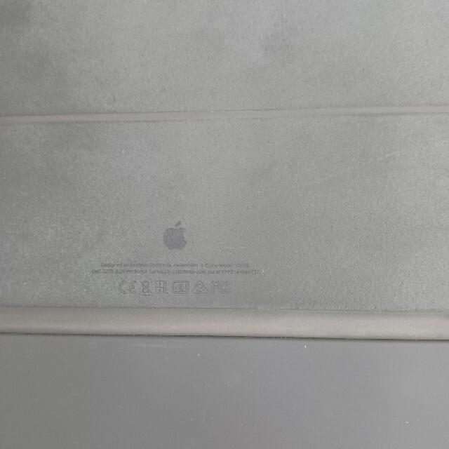 Apple Smart Keyboard Folio純正キーボード A : b