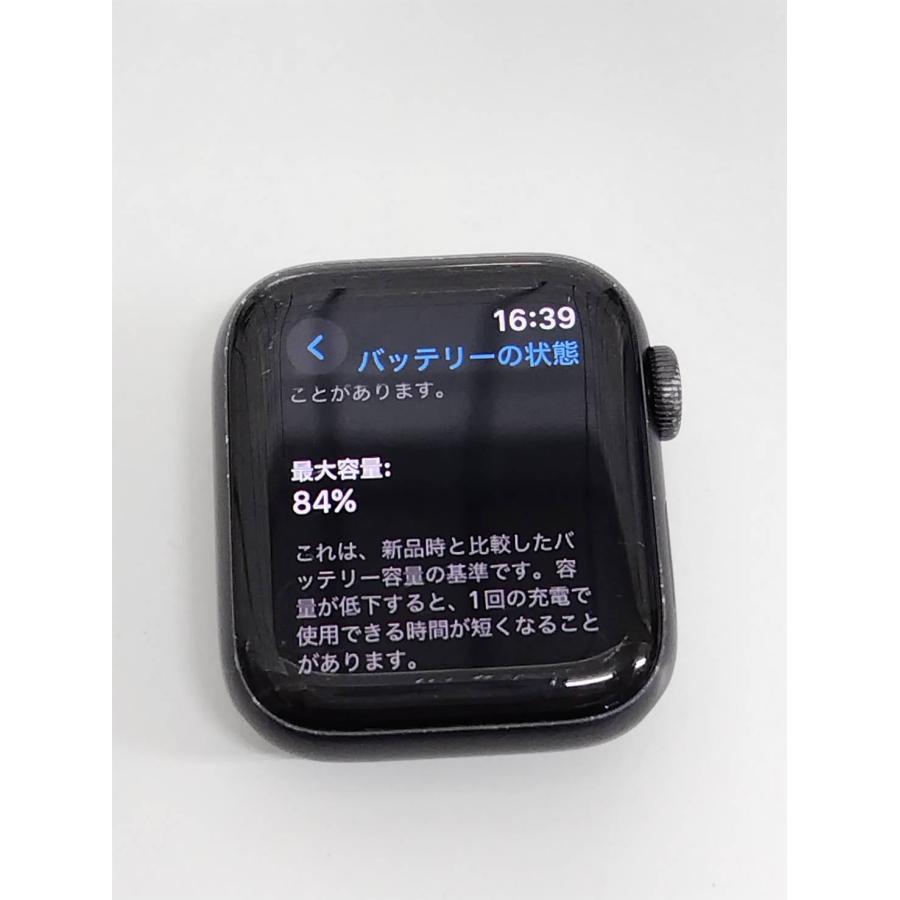 Apple Watch SE 第1世代/GPS/40mm/A2351/スペースグレー〈MYDP2J/A