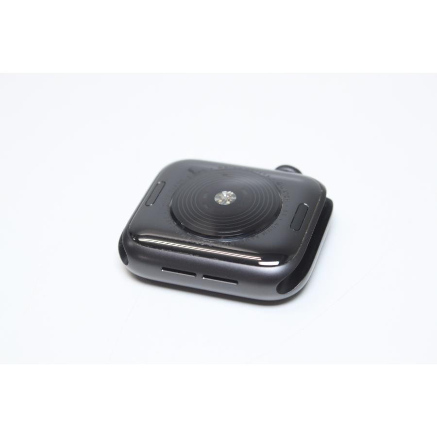 Apple Watch SE（第1世代）GPS/40mm/A2351〈MYDP2J/A〉(5) : 中古