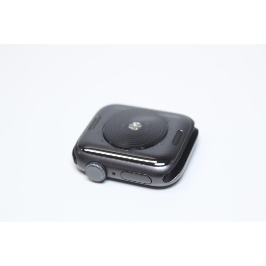 Apple Watch SE（第1世代）GPS/40mm/A2351〈MYDP2J/A〉(4) : 中古