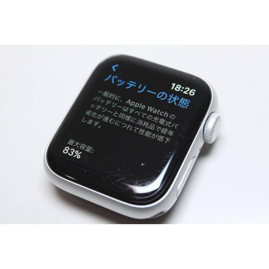 Apple Watch SE（第1世代）GPS/40mm/A2351〈MYDM2J/A〉(5 