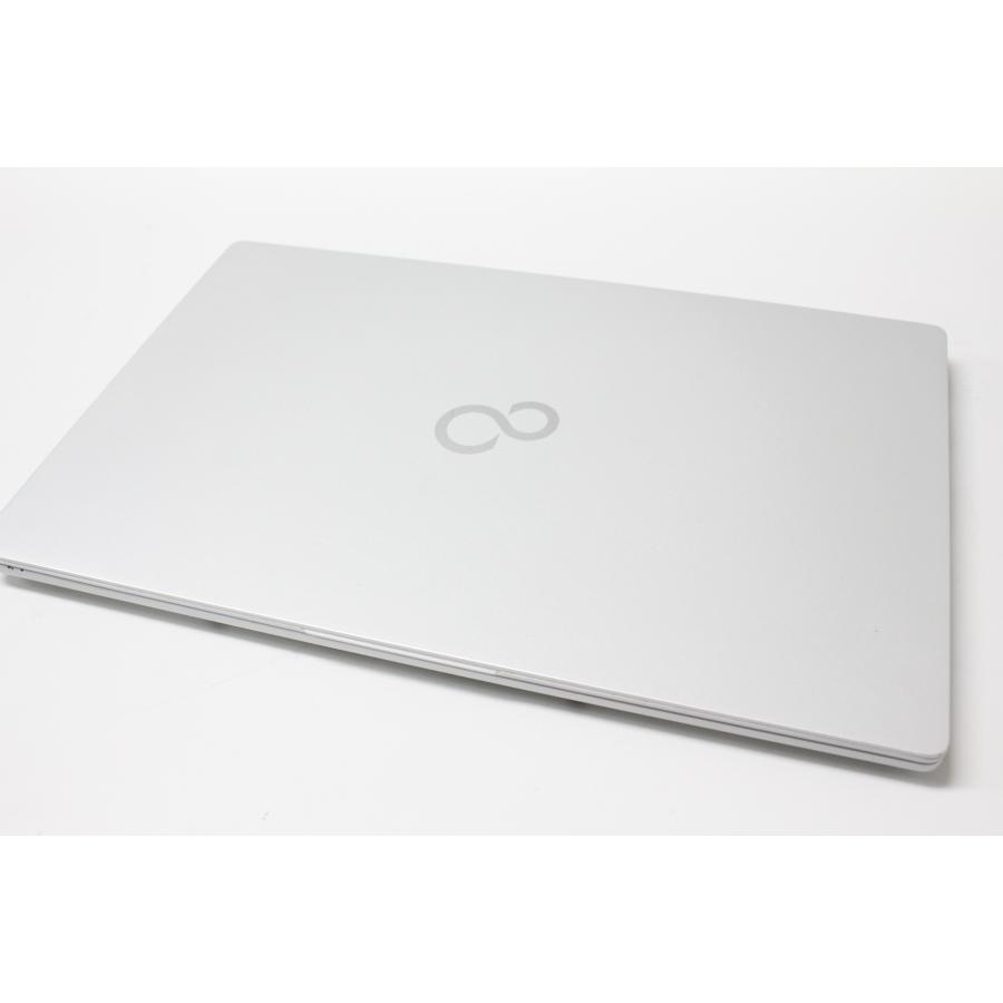 中古ノートPC】富士通〈LIFEBOOK UH08/E3〉Intel Core i7/SSD256GB