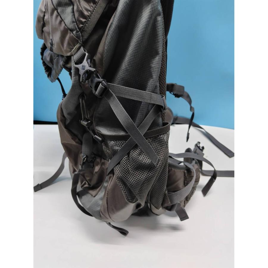 Columbia Burke Mountain 30 バックパック/レインカバー付き！_10