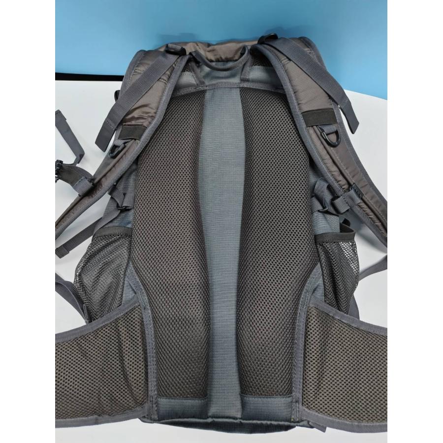 Columbia Burke Mountain 30 バックパック/レインカバー付き！_8
