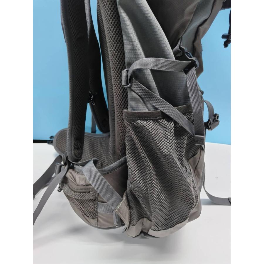 Columbia Burke Mountain 30 バックパック/レインカバー付き！_9