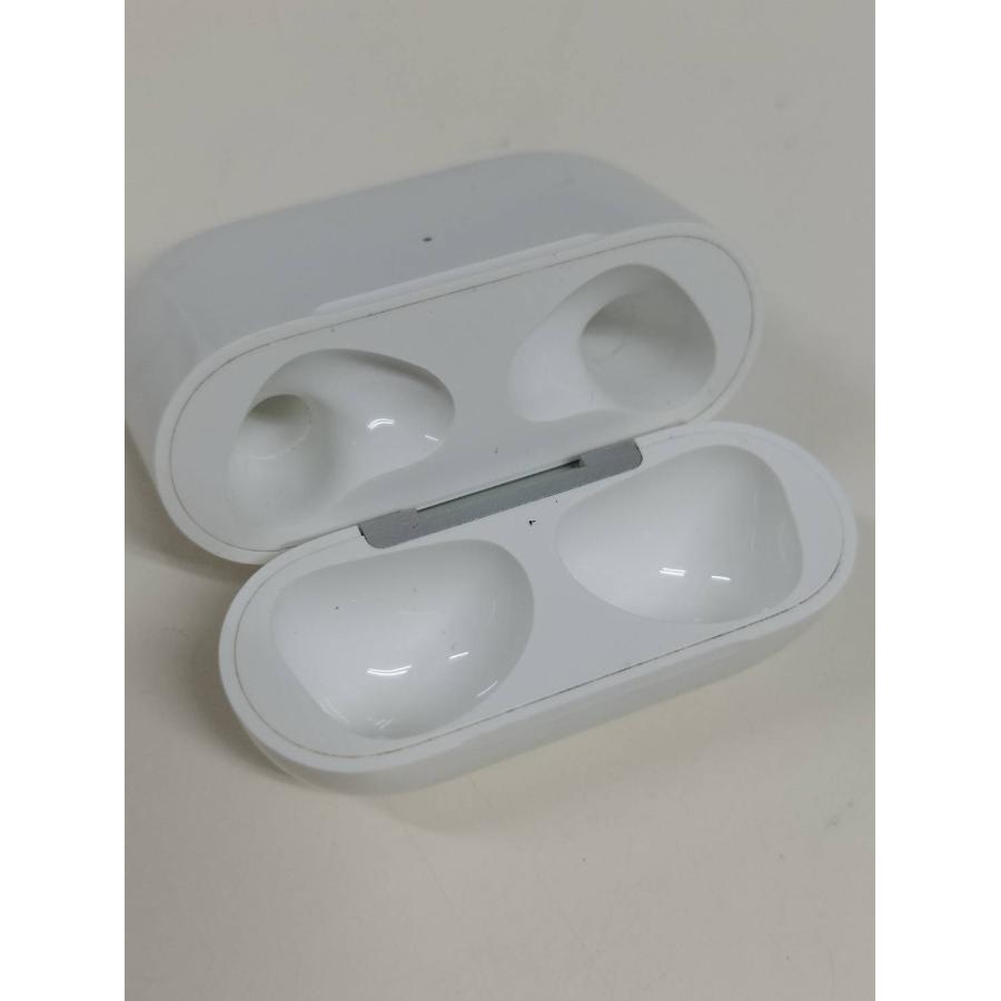 Apple AirPods 第3世代 A2566 EMC3986 正規品】Apple AirPods 第3世代/A2566/充電ケースのみ！ : 中古