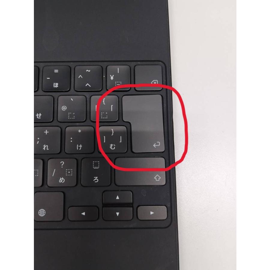 iPad Magic Keyboard/A2480/12.9インチ/日本語配列〈MJQK3J/A〉 : 中古