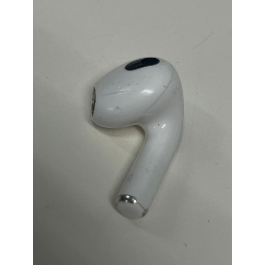 Apple AirPods 第3世代 A2565 本体のみ／動作良好・使用感あり AirPods本体 ホワイト L/R表示付きairpods第三世代の A2565