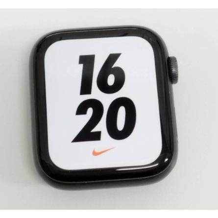 Apple Watch Nike SE 第1世代/GPS/44mm/A2352/スペースグレイ/アップルウォッチ/純正バンド/本体〈MYYK2J/A〉バッテリー71％ |  | 02