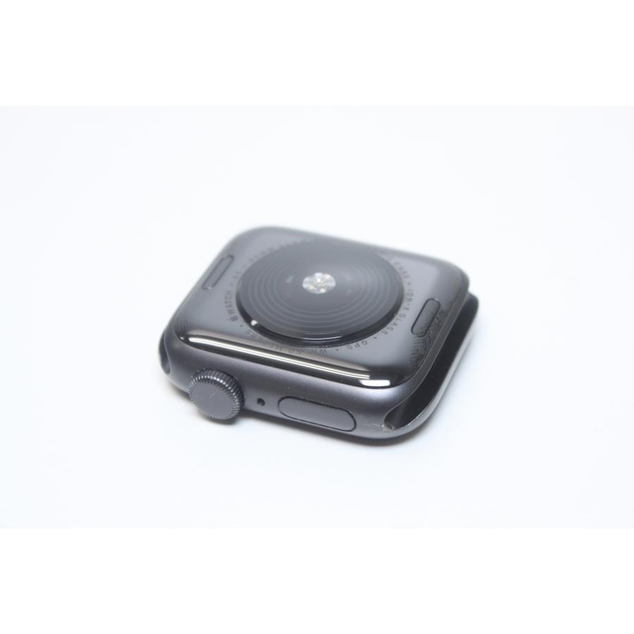 Apple Watch SE（第1世代）GPS/40mm/A2351〈MKQC3J/A〉(6) : 中古