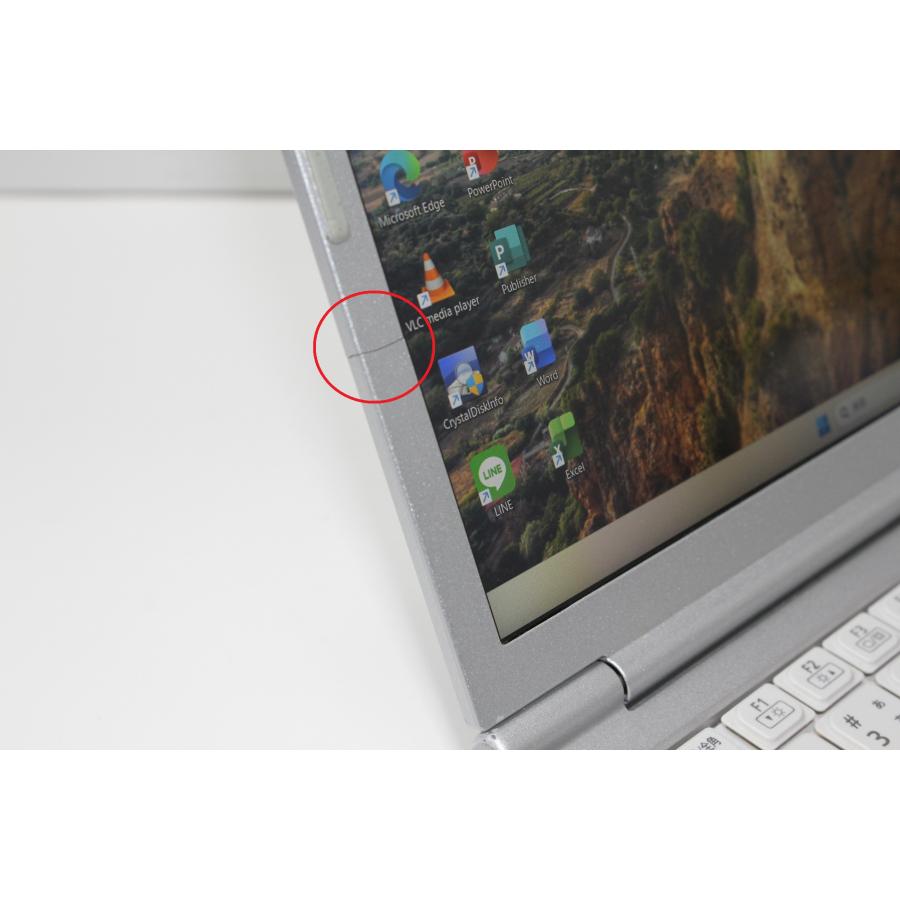 中古ノートPC】Panasonic〈レッツノート SV9〉Intel Core i5/SSD256GB