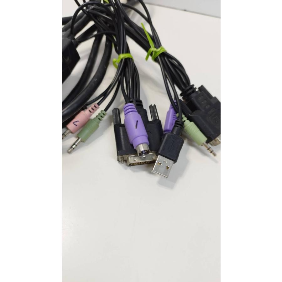 iBUFFALO KVM SWITCH 2PORT パソコン切替器/DVI接続/BSKMD201BK