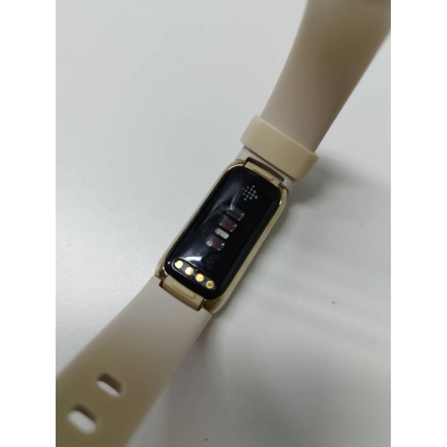 fitbit luxe ルナホワイト Fitbit Luxe Fitness and Wellness Tracker (Bonus Bands