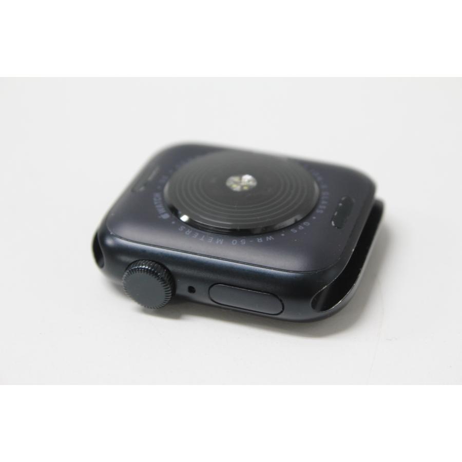 Apple Watch SE（第2世代）GPS/40mm/A2722〈MNJT3J/A〉(4) : 中古