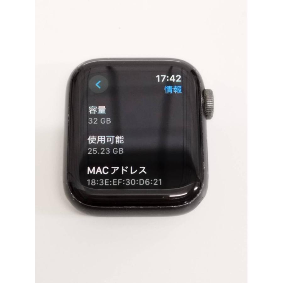 Apple Watch SE 第1世代/GPS/40mm/A2351/スペースグレー〈MYDP2J/A〉 (10) Brand New Apple Watch SE GPS, 40mm Space Gray Aluminum Case with