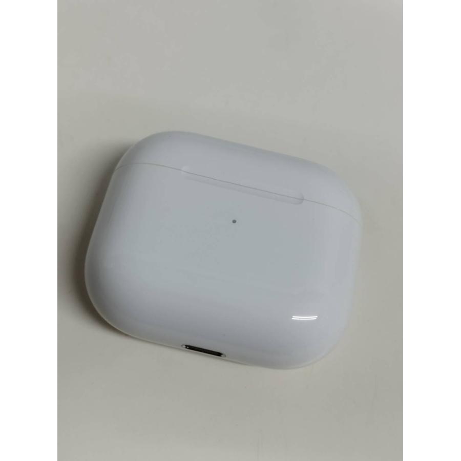 正規品】Apple AirPods 第3世代/A2566/充電ケースのみ！ (3) : 中古