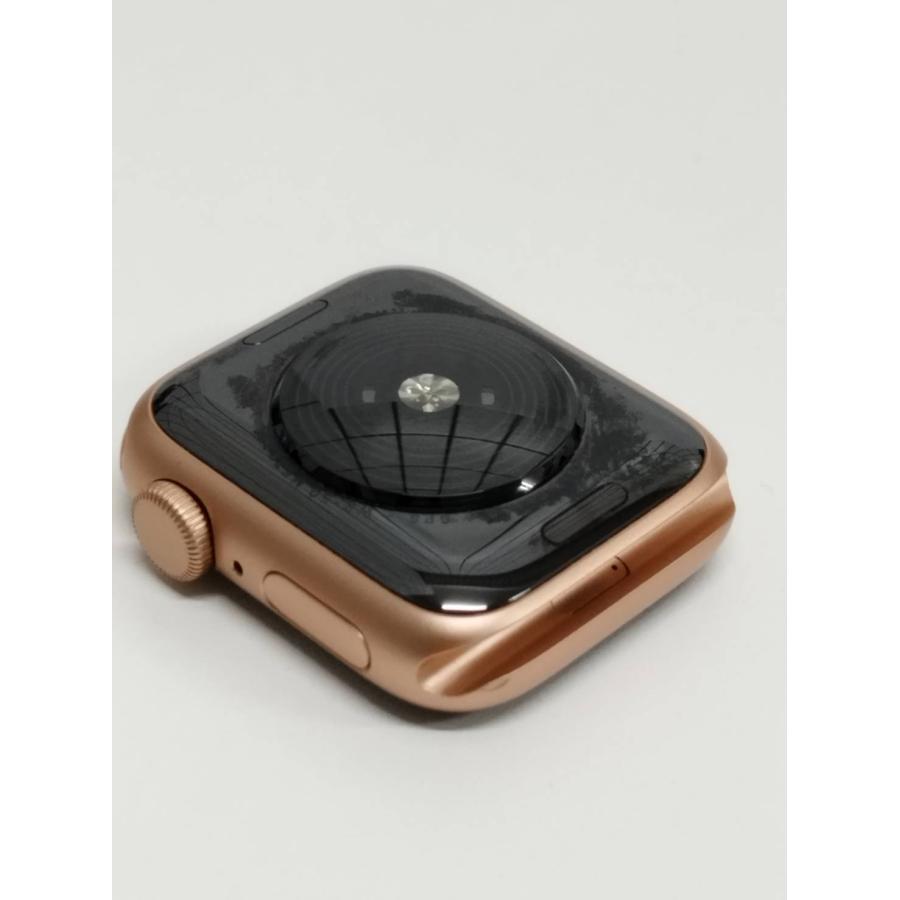 Apple Watch SE 第1世代/GPS/40mm/A2351/ゴールド〈MKQ03J/A〉 (3) Apple Watch SE 40mm GPSモデル MKQ03J/A A2351【ゴールドアルミニウム