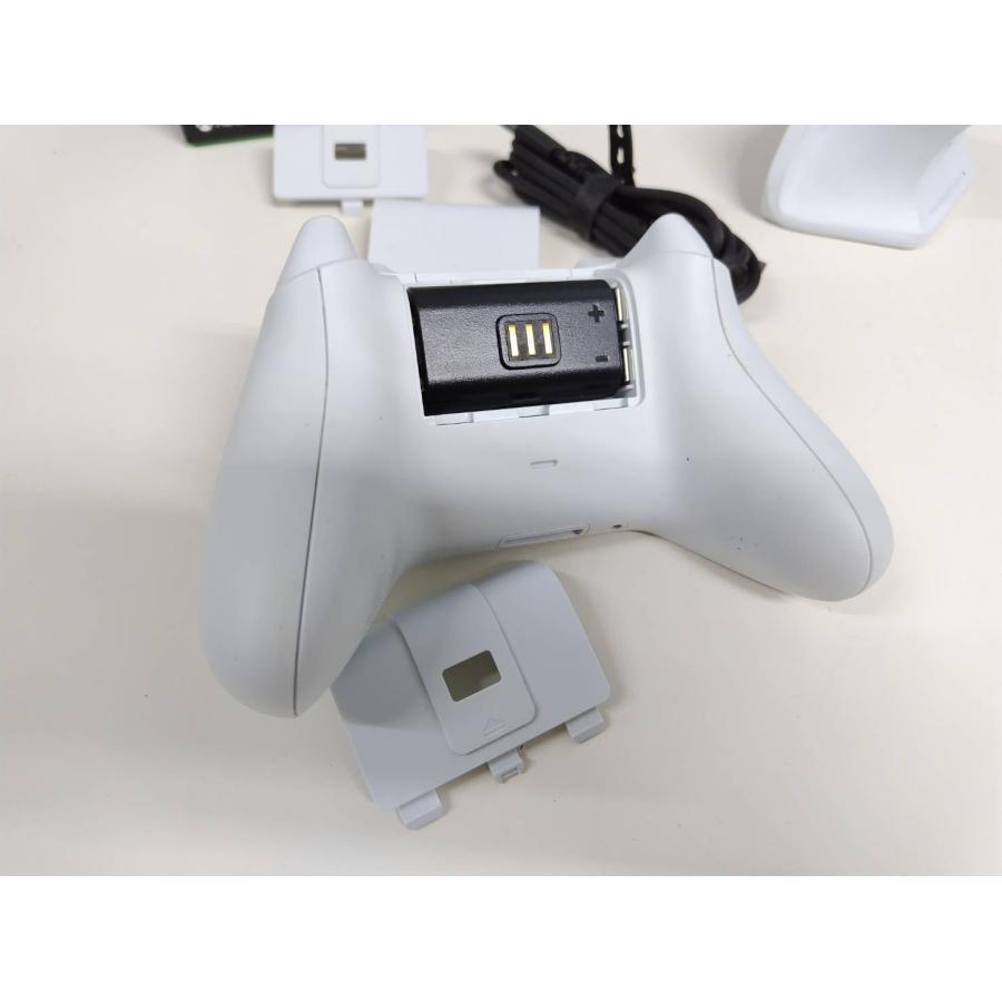 Xbox ワイヤレスコントローラー＆Razer 充電スタンド(RC21-0175) まとめ売り！ Xbox ワイヤレスコントローラー＆Razer 充電スタンド(RC21-0175
