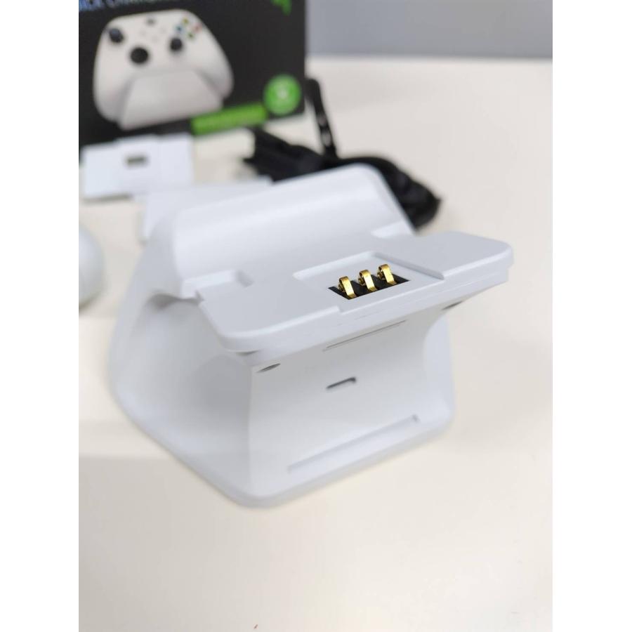 Xbox ワイヤレスコントローラー＆Razer 充電スタンド(RC21-0175) まとめ売り！ Xbox ワイヤレスコントローラー＆Razer 充電スタンド(RC21-0175
