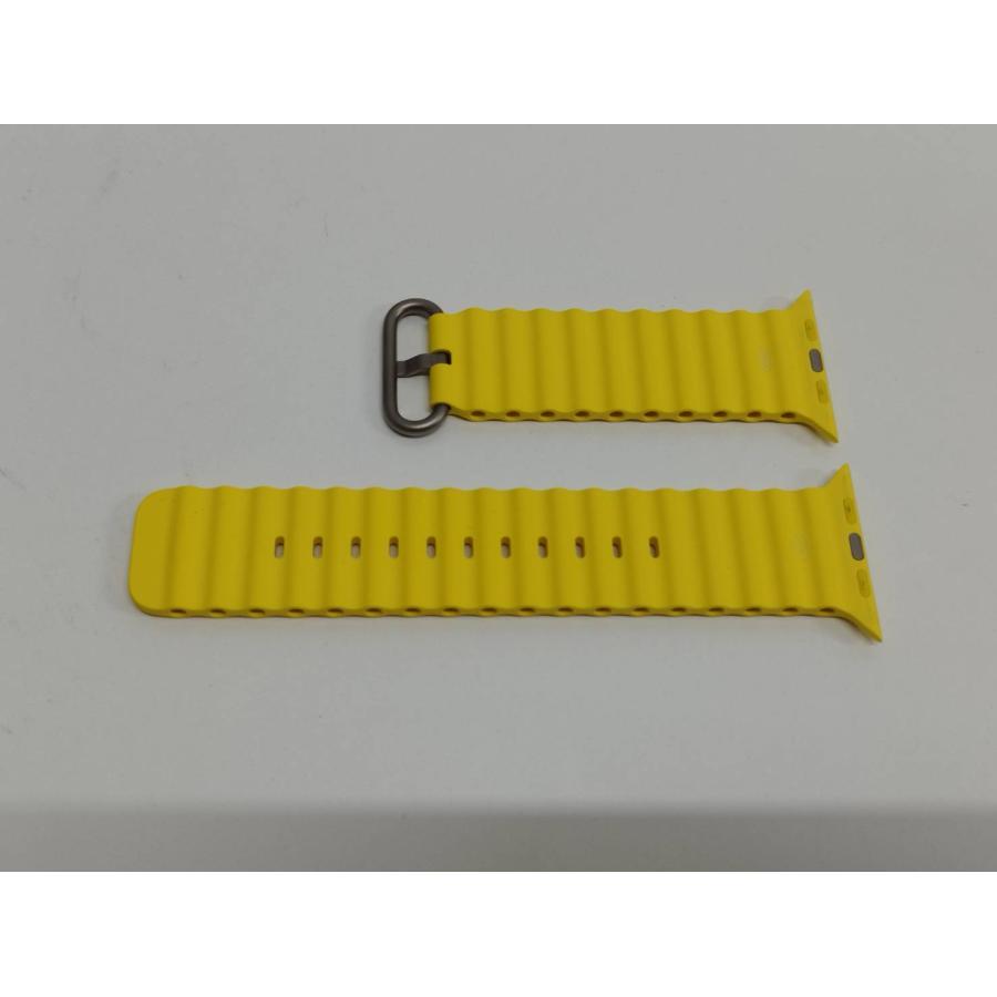 美品】Apple Watch Ultra/GPS+セルラー/49mm/A2684/チタニウム〈MNHG3J