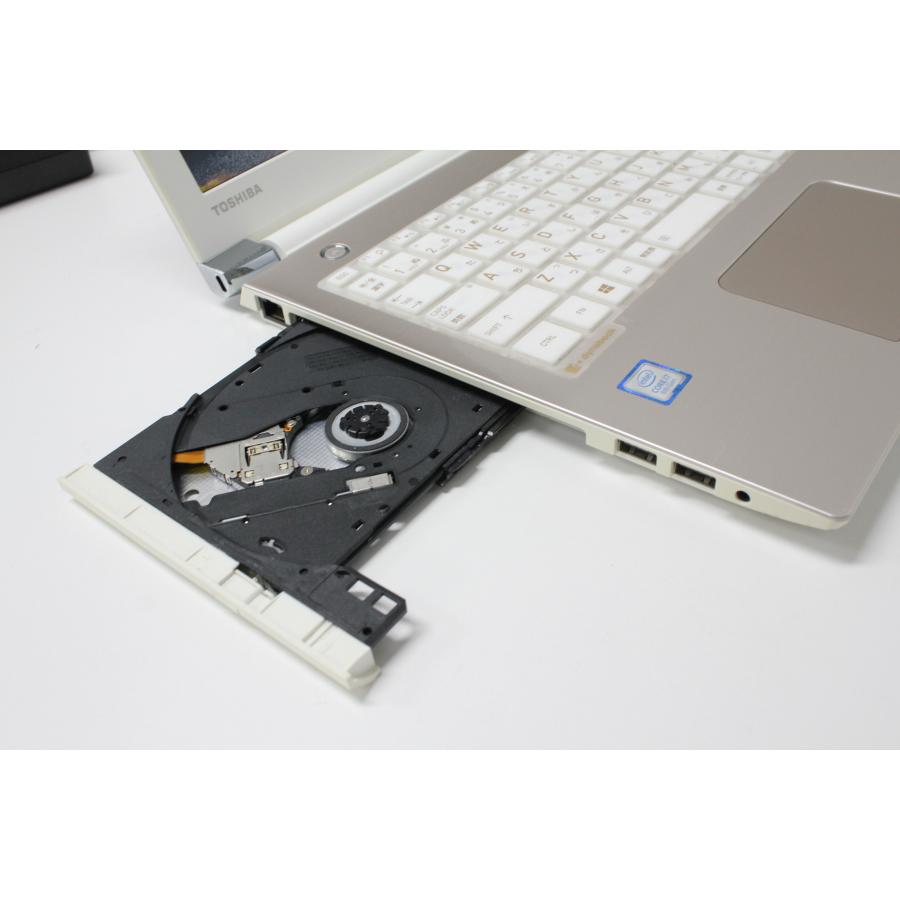 中古ノートPC】東芝〈dynabook T65/GG〉第8世代Core i7/SSD512GB