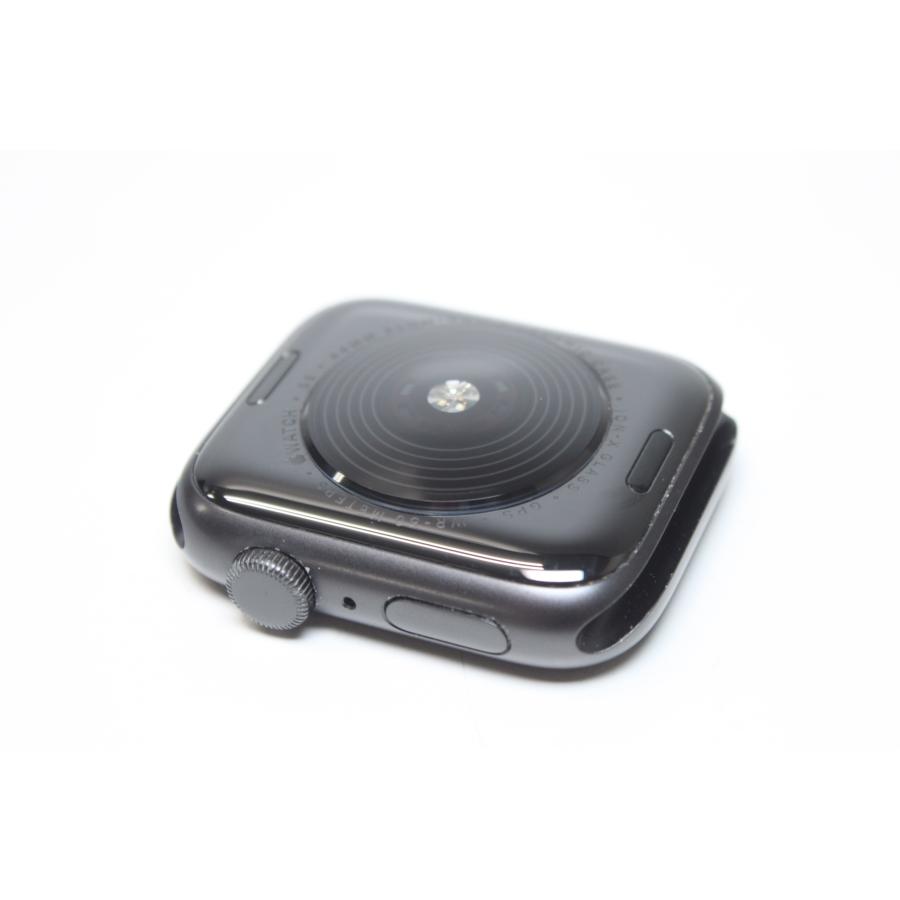 Apple Watch SE 第1世代/A2352〈MYDT2J/A〉 (4) Apple Watch SE（第1世代）GPS/44mm/A2352〈MYDT2J/A〉(4) : 中古