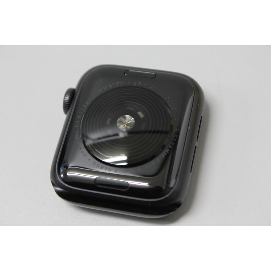 Apple Watch SE（第1世代）GPS/40mm/A2351〈MYDP2J/A〉(5) : 中古