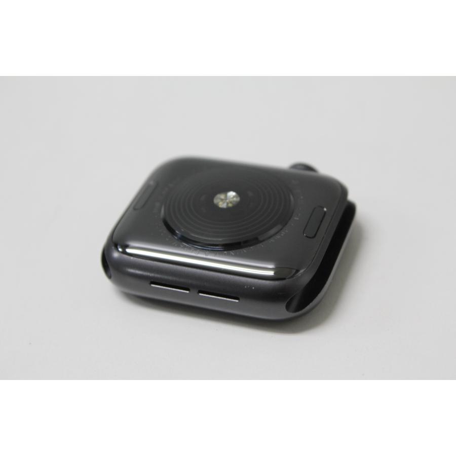 Apple Watch SE（第1世代）GPS/40mm/A2351〈MYDP2J/A〉(5) : 中古 