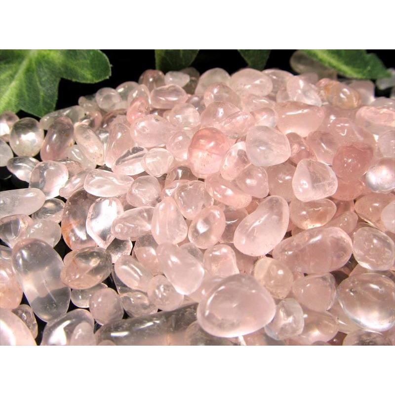3A ローズクォーツ さざれ 約100g 粒の大きさの平均 約5ミリ-16ミリ 愛
