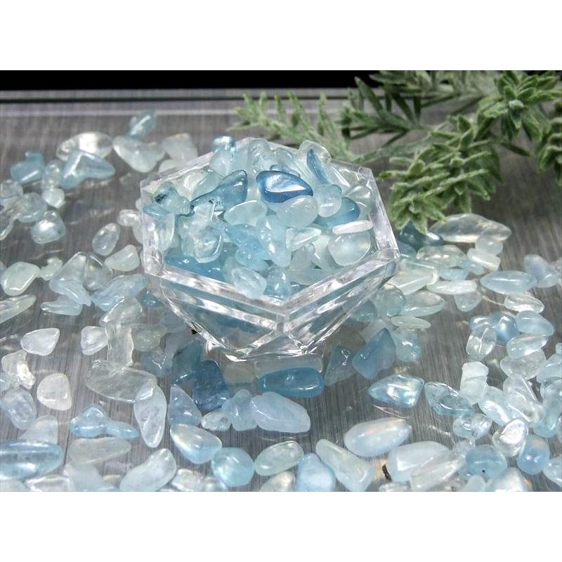 超透明タイプ アクアマリン さざれ石 100g 約5ミリ-14ミリ 限定あるだけ 希少 透明感バツグン 緑柱石 サザレ ブラジル産 sa-s パワーストーン | ブランド登録なし | 03