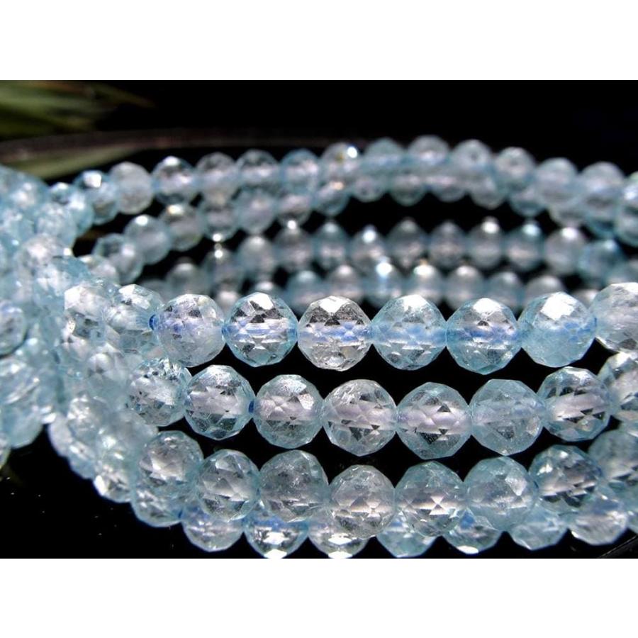 お買い得価格 ブルートパーズ 多面カットブレスレット 幅約5.5mm前後×34珠前後 爽やかソーダブルーカラー キラキラボタンカット 11月の誕生石 ブラジル産 | ブランド登録なし | 02