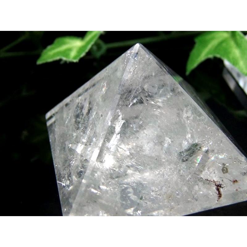 天然水晶 ピラミッド 置物 40g-50g 1個売り 天然クリスタル ナチュラルなクリア感 パワーを感じる結晶 パワフルなピラミッドパワー ブラジル産 ok-s | 開運 | 03