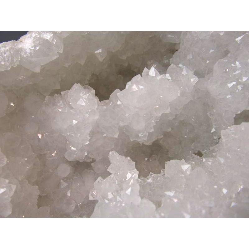 特大 モロッコ産ジオード 晶洞 水晶 原石 約4kg-7kg 希少鉱物共生タイプも 完全浄化に 極上キラキラ水晶 モロッコ産 cl-p パワーストーン 天然石 | ブランド登録なし | 04