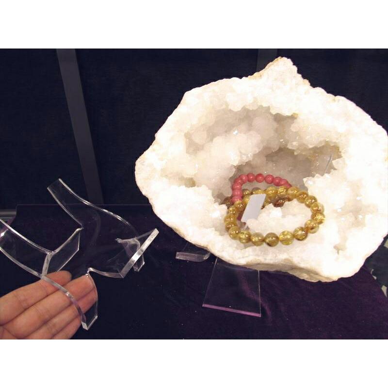 2Lサイズ アクリル製 イス型台座 高さ約9cm 幅約10cm モロッコ産ジオードの浄化ベットや置物や原石などのディスプレイに使える si-p inmy パワーストーン | ブランド登録なし | 02