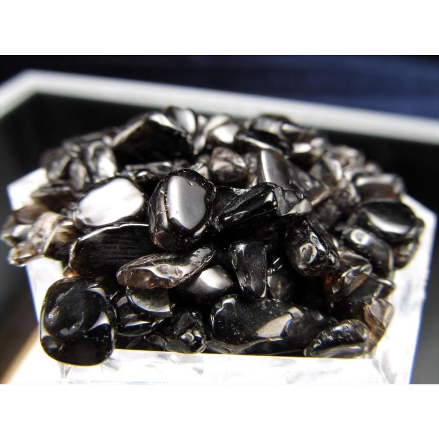 ★限定再入荷★希少チベット産♢破邪の石【200g天然黒水晶モリオンさざれ】❤️ 小サイズ 黒水晶 モリオン さざれ 200g 黒 小 約2-12mm チベット産