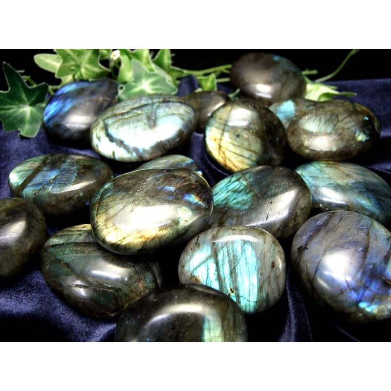 ラブラドライト タンブル 約200g入り 約3-5個入り 大人気つやつやタンブル ブルーシラー 天然石 パワーストーン マダガスカル産 tn-s パワーストーン | ブランド登録なし | 05