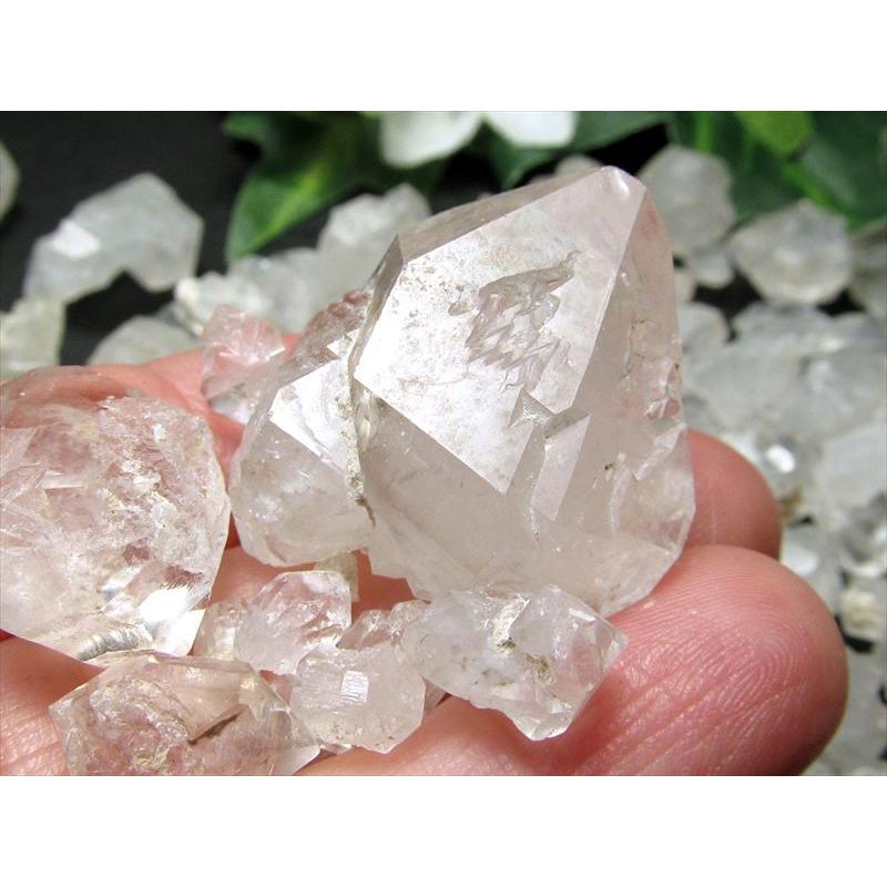 値下げ中 ダブルポイント・カテドラル入り エレスチャル水晶 結晶  