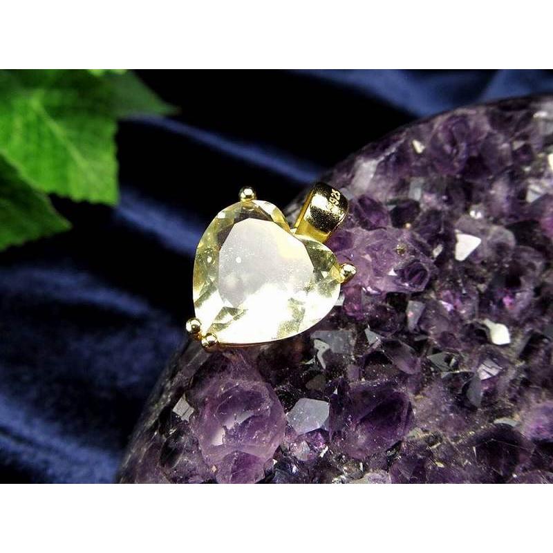 5A リビアングラス ハートカット ペンダントトップ 石サイズ縦約12.7mm×約12.1mm 豪華な大粒 極上宝石質ジュエリー キラキラハートカット | ブランド登録なし | 02