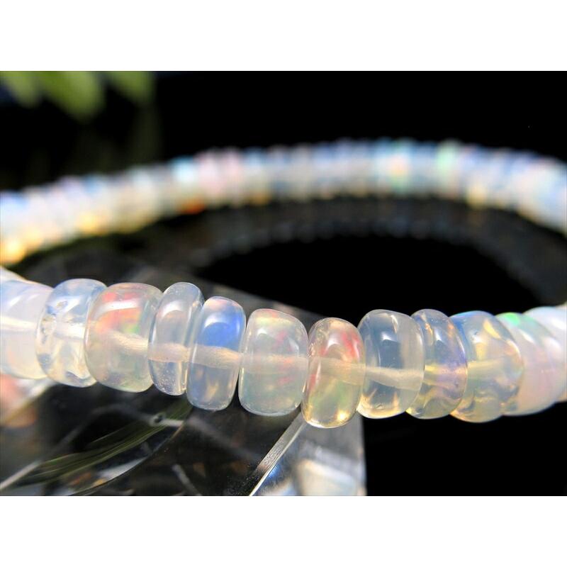 ハイクオリティ プレシャスオパール 蛋白石 ボタン型ブレスレット つるんと丸ボタン型 幅約5mm-5.5mm 幸運を呼び込む エチオピア産 bl- パワーストーン | ブランド登録なし | 01